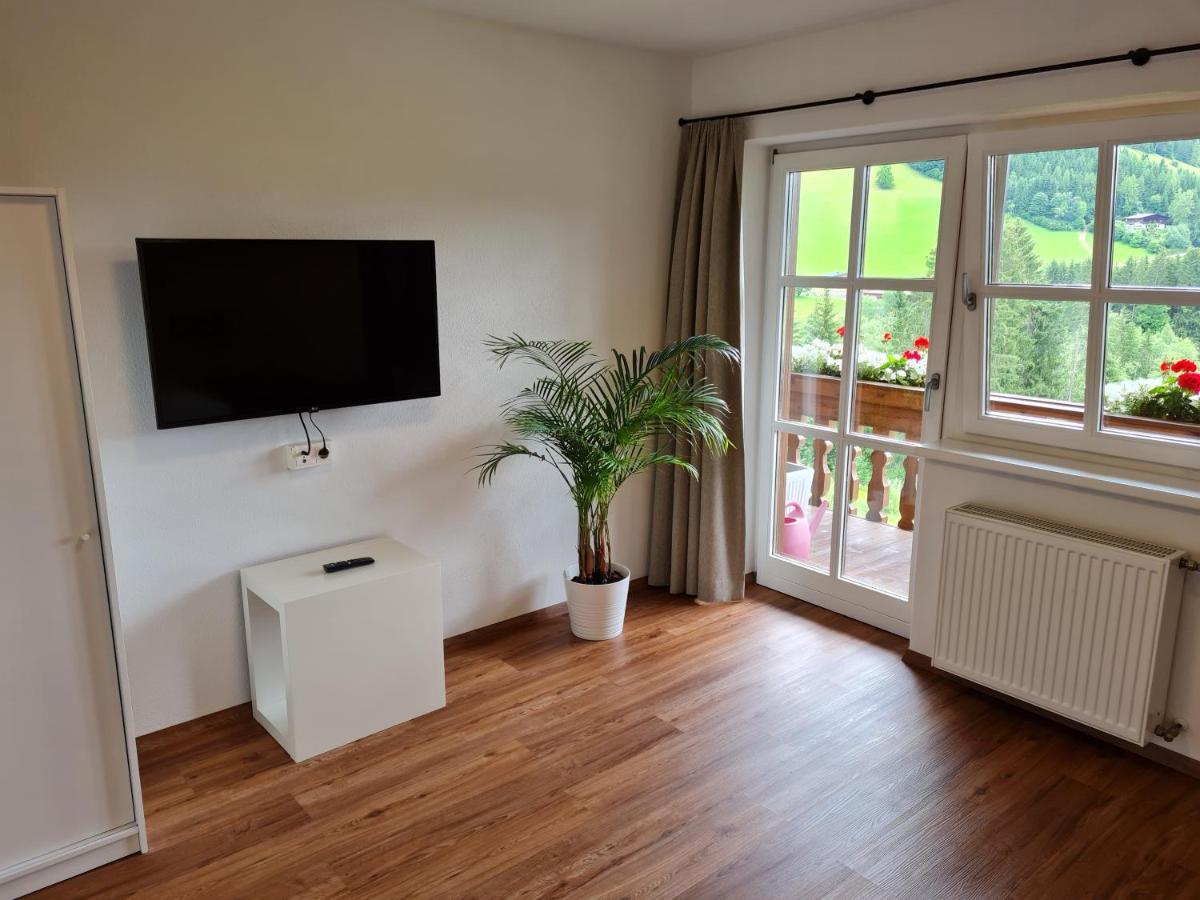 Ferienwohnung Zauberwinkelweg Mit Traum-Aussicht! Вилдшьонау Екстериор снимка